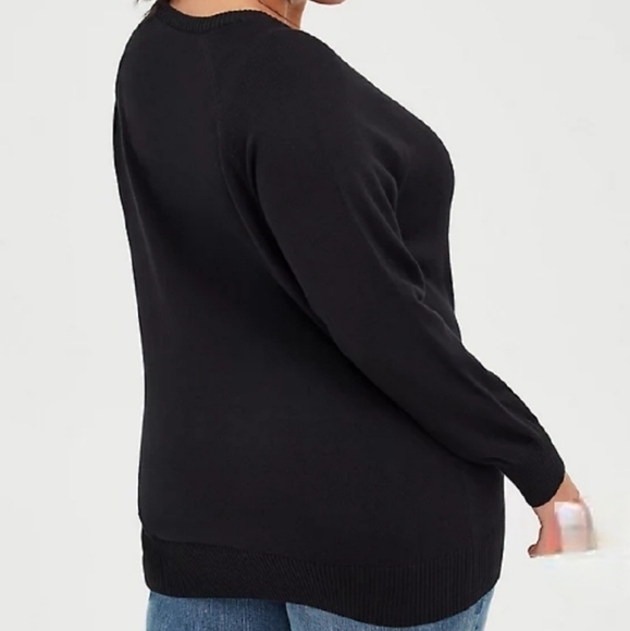 Torrid Disney Maleficent Sequin Sweater Black 2X - Picture 2 of 8